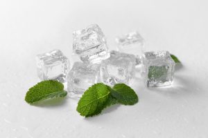 Read more about the article Nước Đá Sạch Tại Phường Long Hương – Giá Rẻ 168