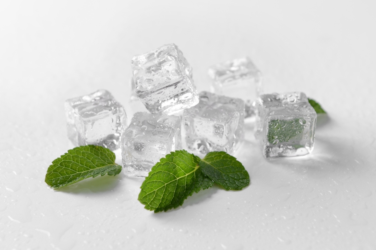 Read more about the article Nước Đá Sạch Tại Phường Long Hương – Giá Rẻ 168