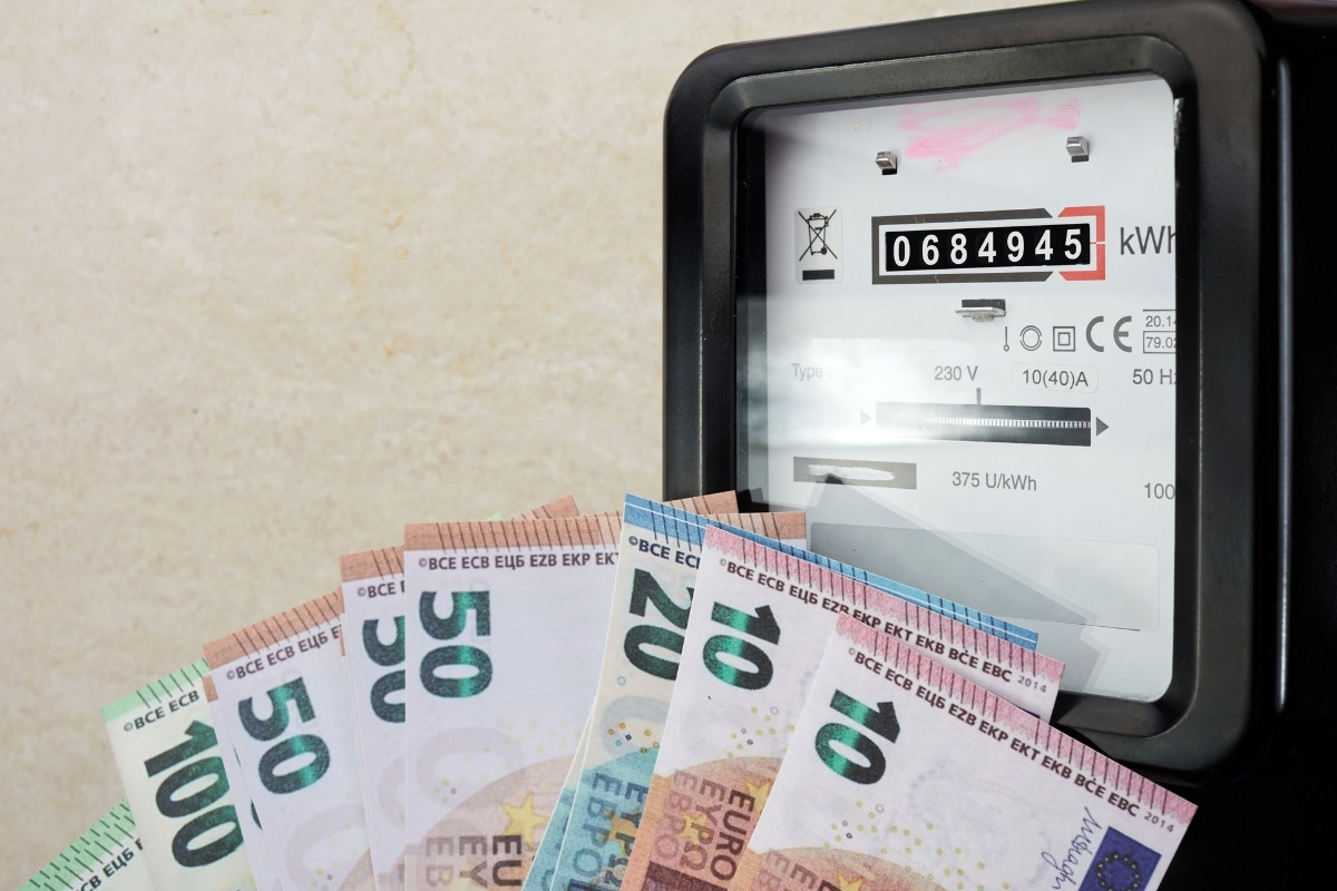 Read more about the article Cách đàm phán giá điện sản xuất giúp giảm tiền điện xưởng nước đá