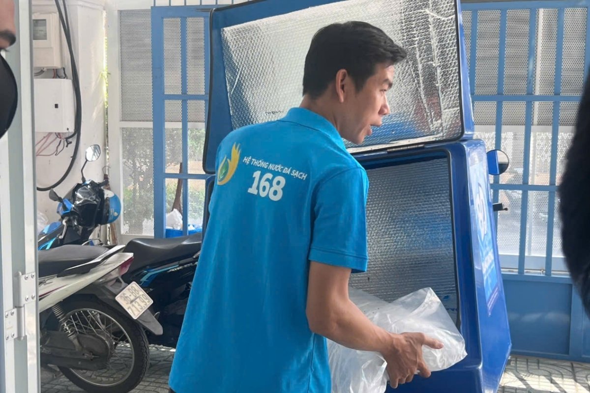 Read more about the article Cách quản lý nhân sự giao hàng nước đá chống thất thoát hiệu quả