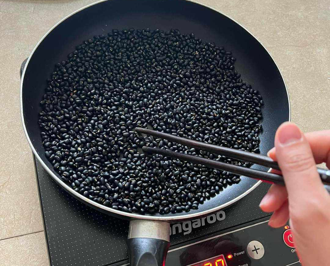 Đậu Đen Rang Là Gì?