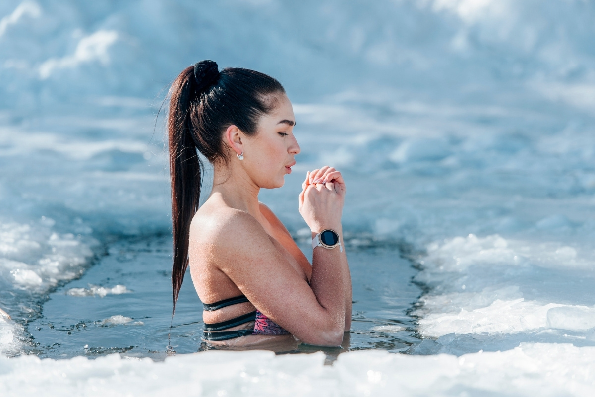 Read more about the article Ice Bath Có Tác Dụng Gì? Lợi Ích Của Ice Bath Đối Với Sức Khỏe