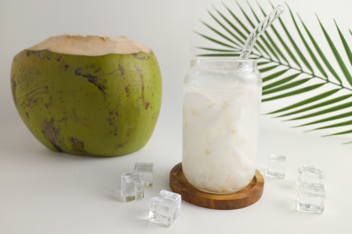 Lợi Ích Khi Bạn Uống Nước Dừa