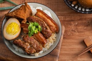 Read more about the article Món Ăn Gia Đình Dễ Nấu Mỗi Ngày – Thực Đơn Ngon, Rẻ, Đủ Dinh Dưỡng