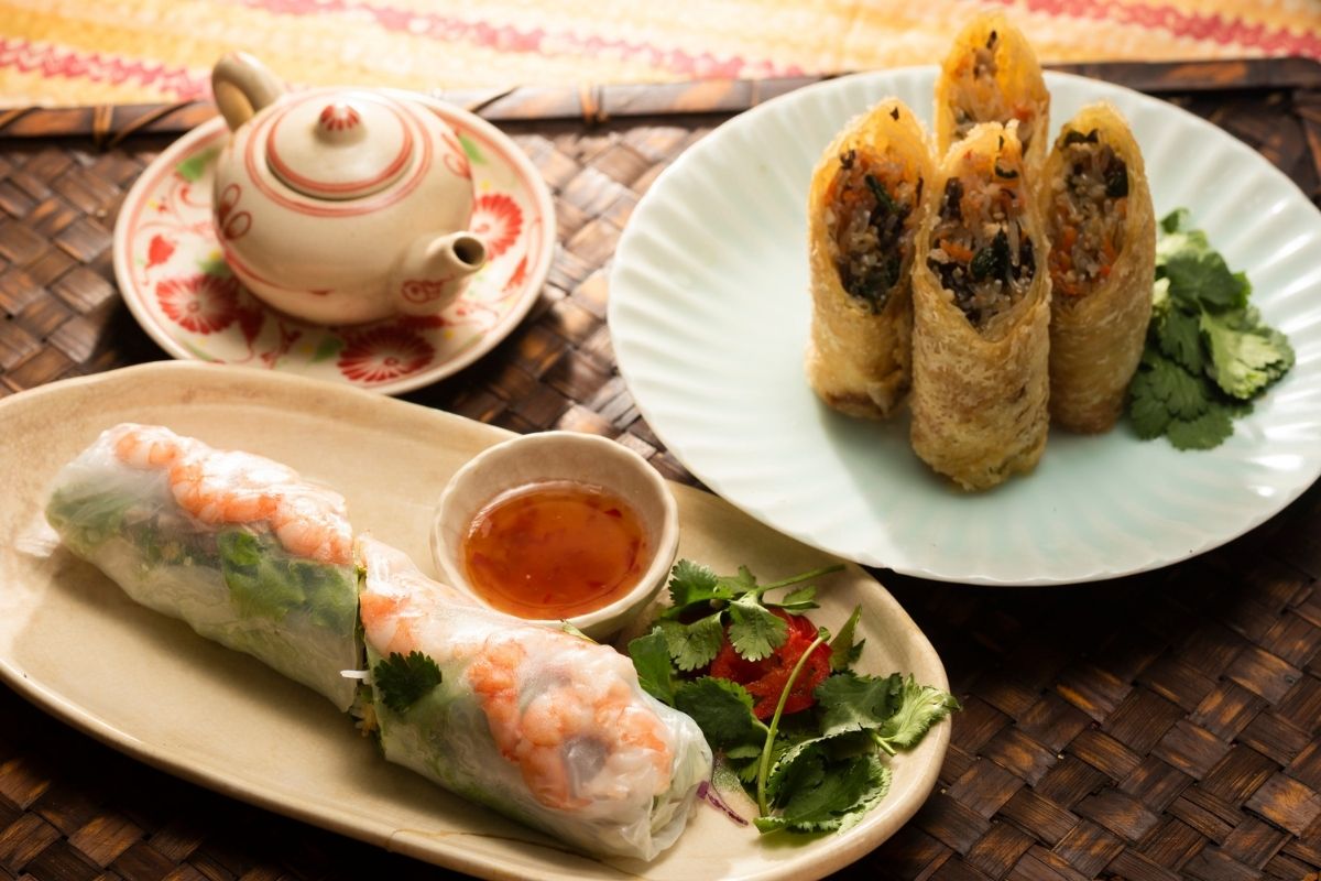 Read more about the article Món Ăn Truyền Thống Việt Nam Đặc Sắc – Tinh Hoa Ẩm Thực Dân Tộc