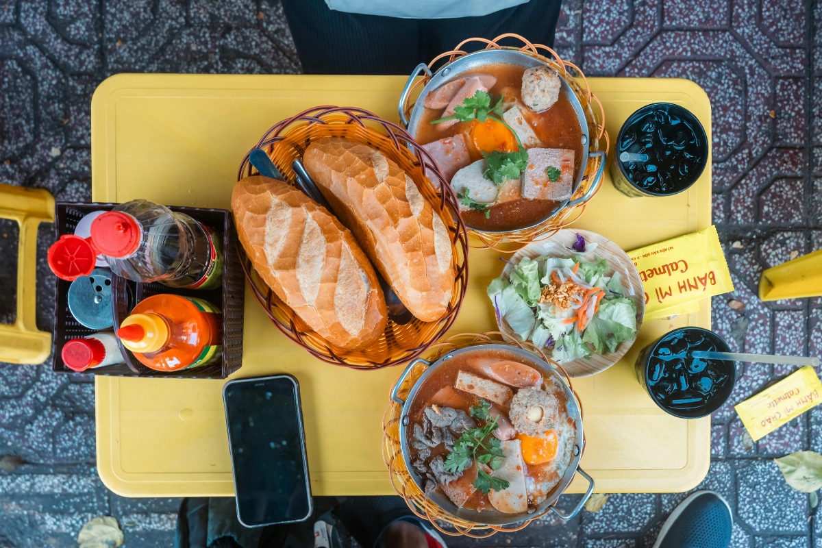 Món Ăn Việt Nam Và Ẩm Thực Đường Phố