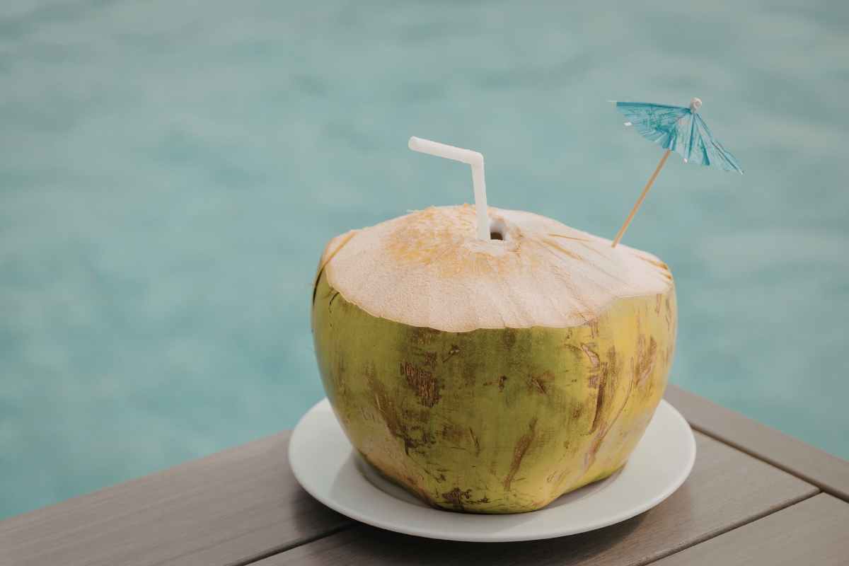 Những Lưu Ý Khi Uống Nước Dừa Mỗi Ngày