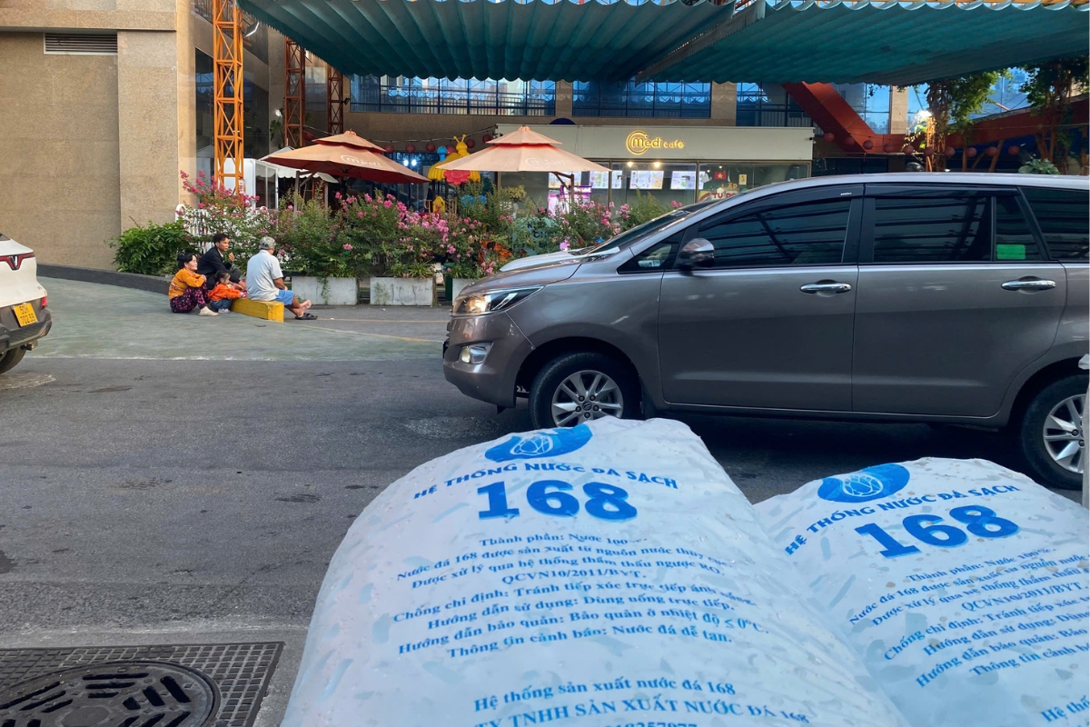 Read more about the article Nước Đá Sạch Tại Xã Nhuận Đức | Nước Đá Sạch 168