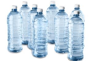 Read more about the article Nước Uống Đóng Chai Loại Nào An Toàn? Cách Chọn Nước Đóng Chai Tốt