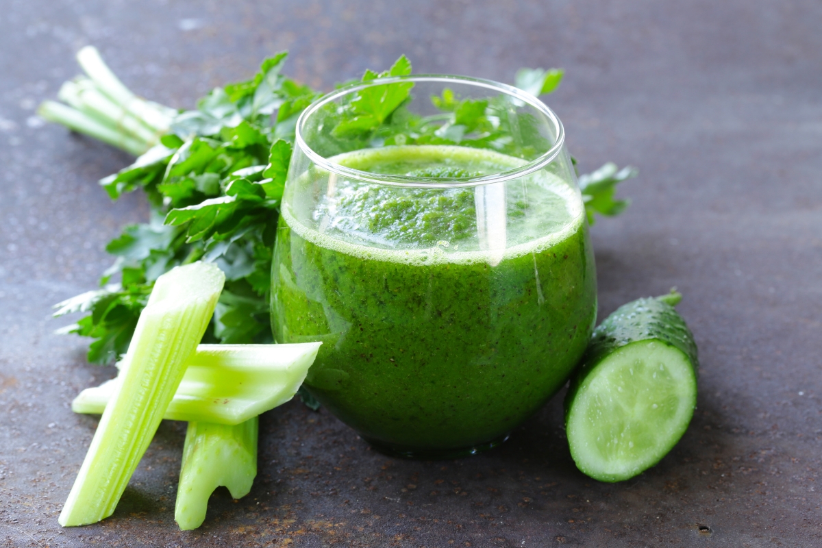 Uống Nước Cần Tây Tác Dụng Gì