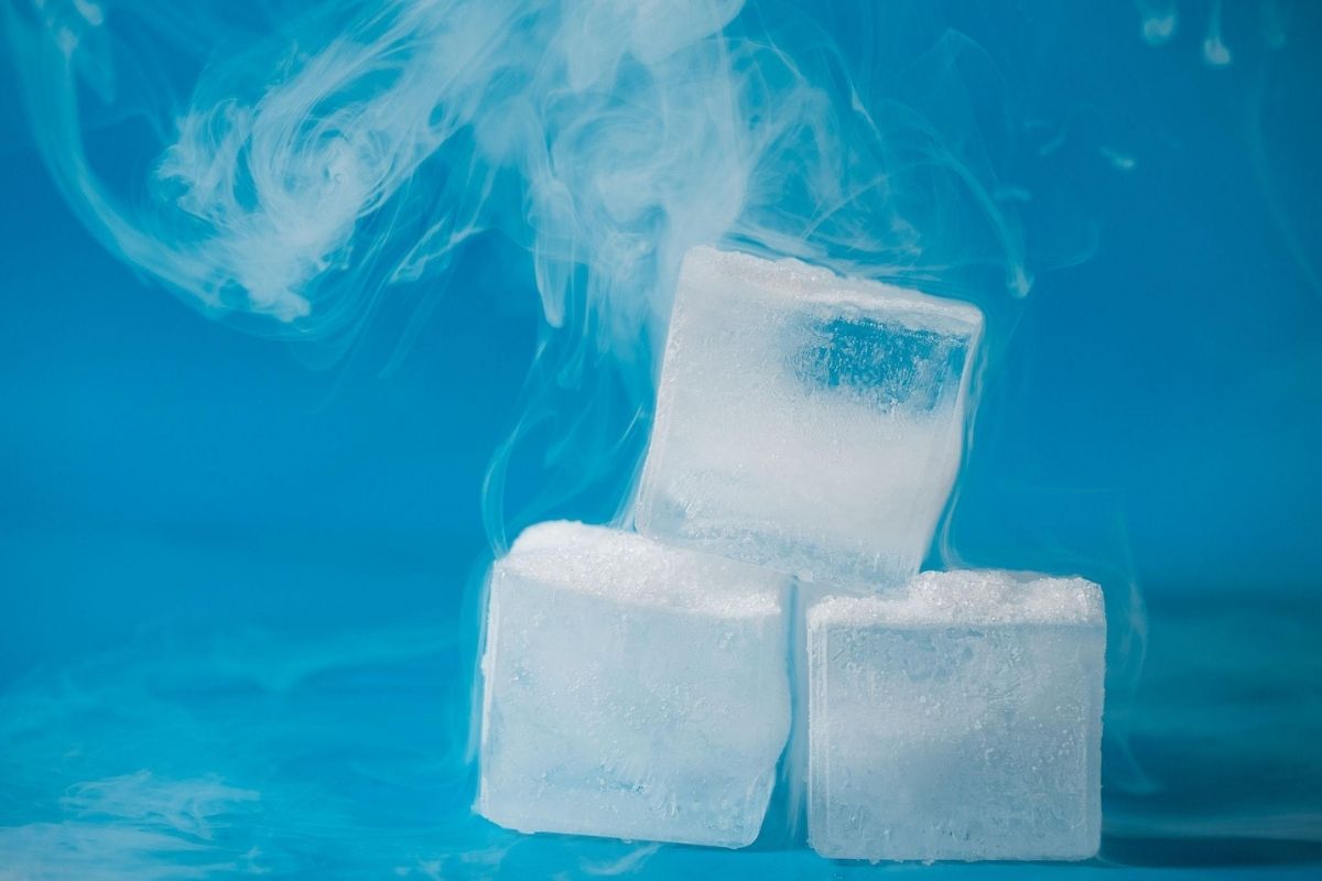 Câu hỏi Hiệu ứng khói từ nước đá kéo dài được bao lâu