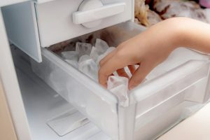 Read more about the article Đá giá rẻ có nguy cơ nhiễm khuẩn không?