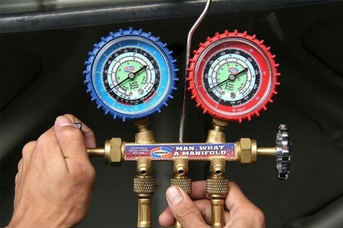 Dụng cụ cần thiết: Đồng hồ đo gas máy lạnh