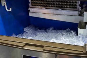 Read more about the article Nước đá sạch ở thành phố tôi có gì khác so với nơi khác?