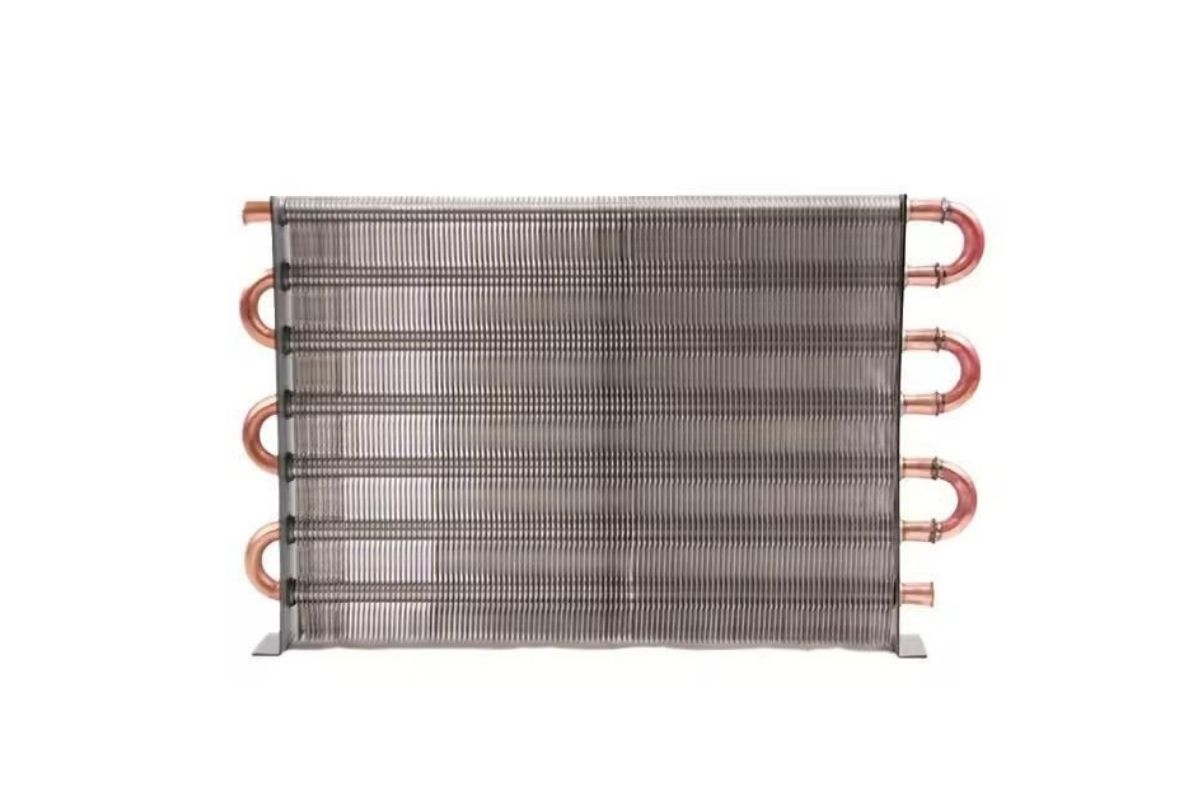 Quy trình vệ sinh dàn ngưng tụ bằng máy xịt áp lực