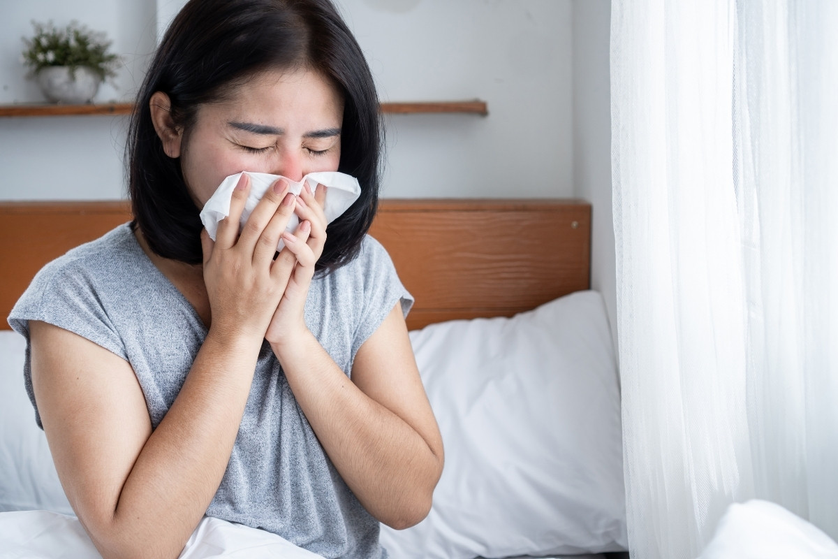 Vì sao người bị viêm xoang nhạy cảm với nước lạnh
