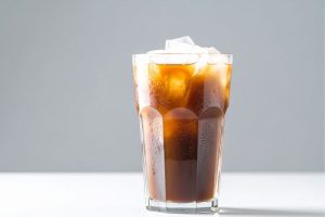 Read more about the article Vì sao nước đá ở tiệm cà phê có kích thước khác nhau? Cách chọn đá phù hợp đồ uống