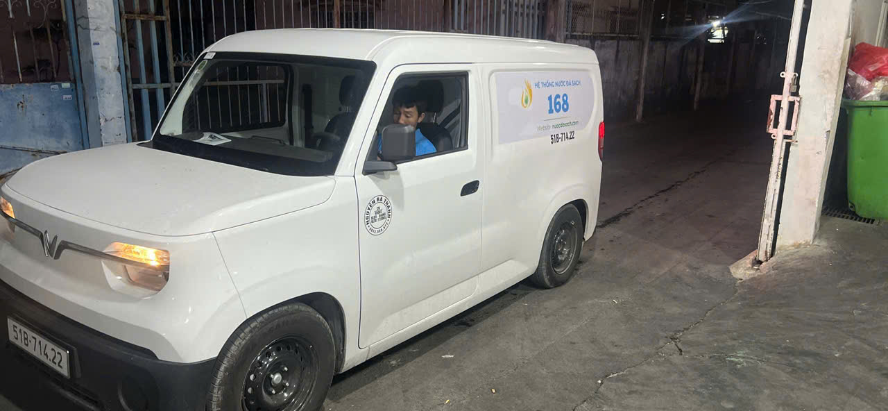 mua nuoc da sach
